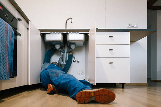 Professional Emergency Plumber technician working in Round Top, TX